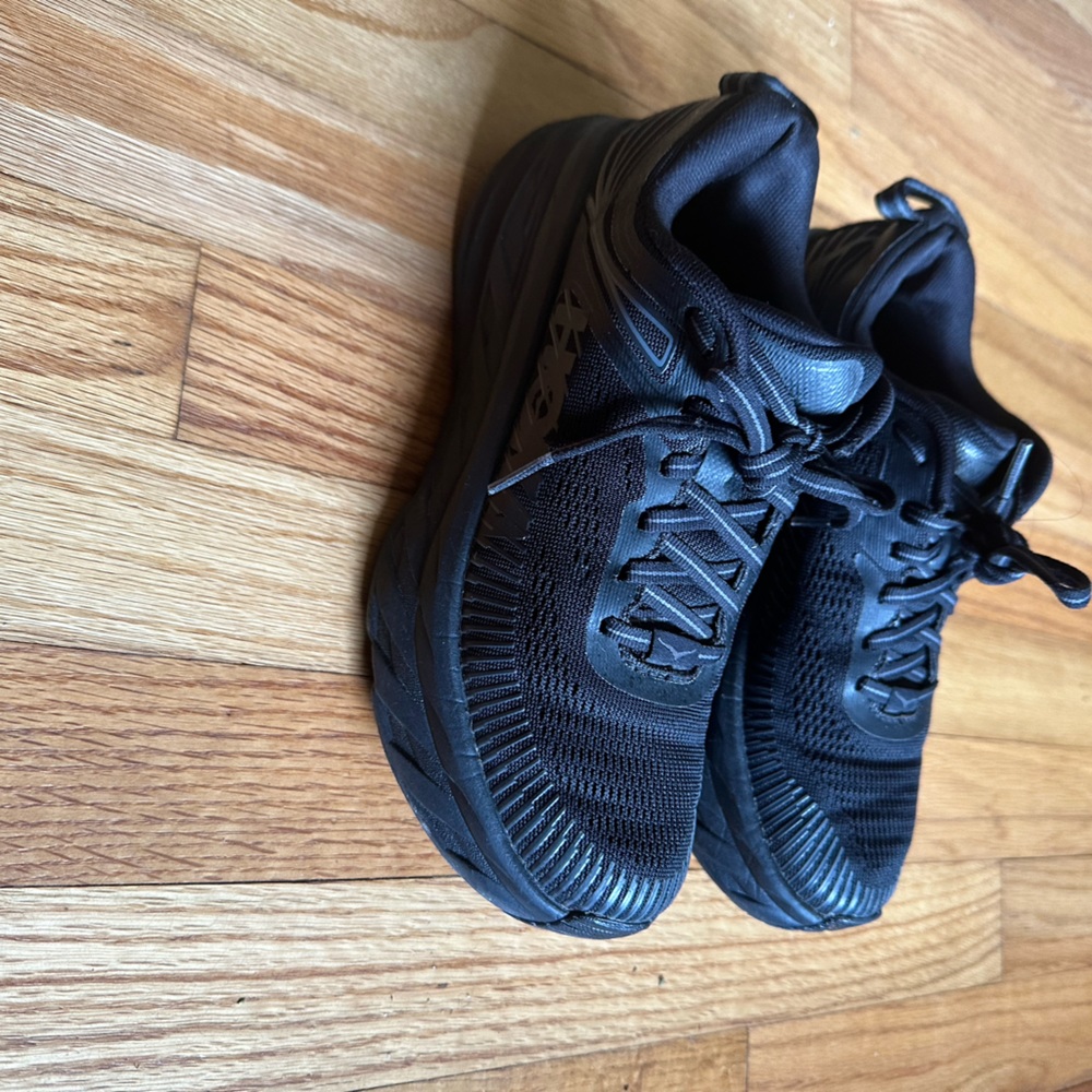 Hoka One One running shoes  sneakers walking black Bondi women size 6